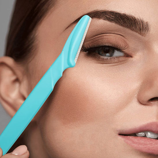 Rasoir à sourcils